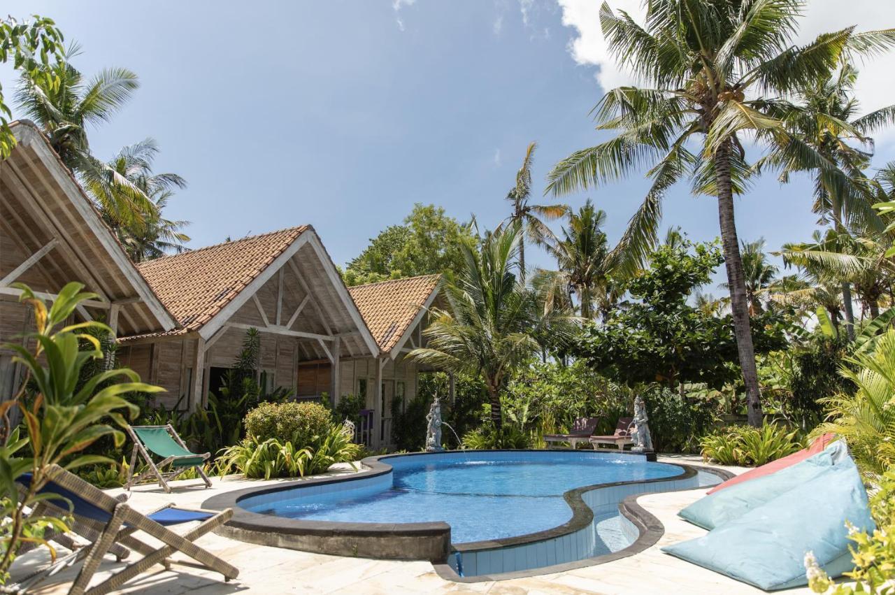 Coconut Village Guest House Lembongan Redpartner Esterno foto